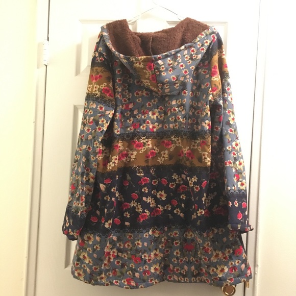 Oversized lined jacket with hood - Picture 1 of 9